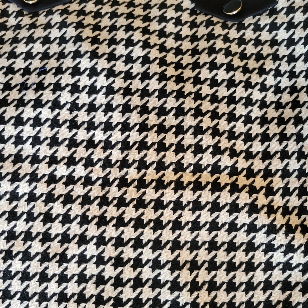 NWT houndstooth skirt